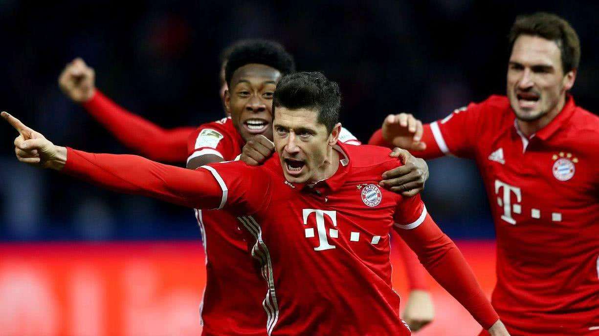 不看好邵佳一执教国足❗详细介绍邵佳一履历❗