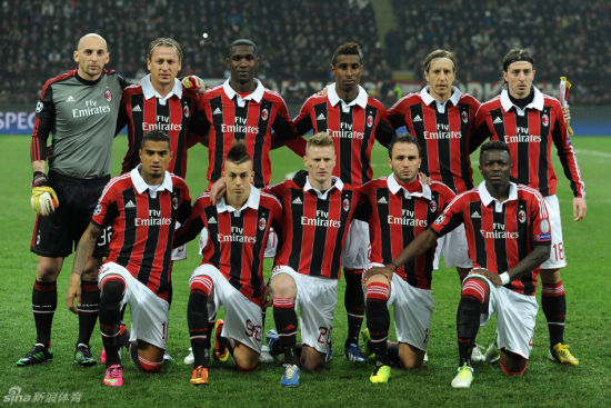 网传视频浙江U20全运会输球后被球迷训话，王钰栋摇头离开