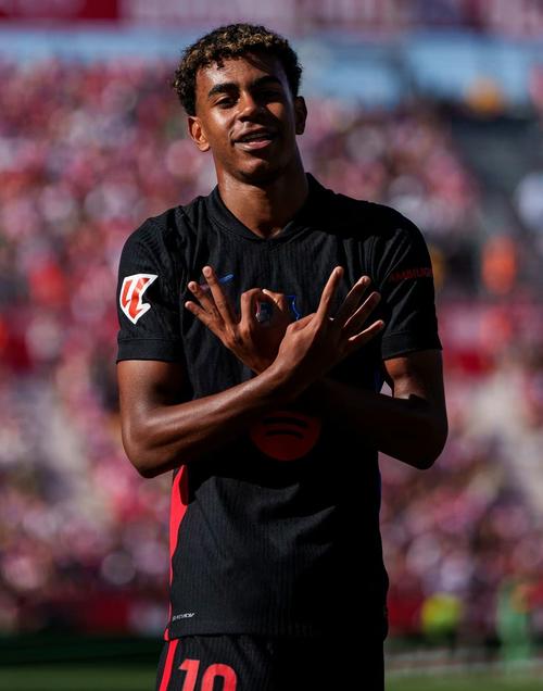 欧冠战报：奥赖利破门，哈兰德点射，曼城2-1逆转客胜皇马